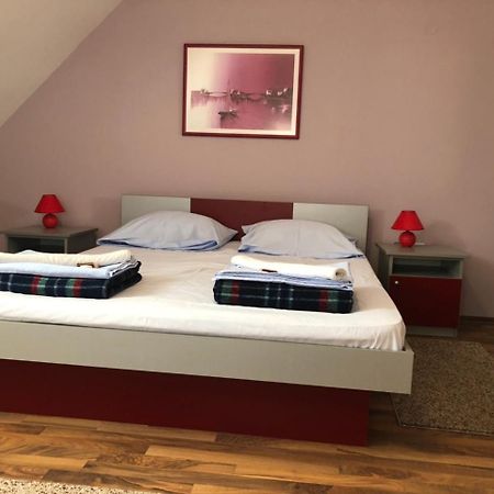 באינה באשטה Guest House Aleksandra מראה חיצוני תמונה