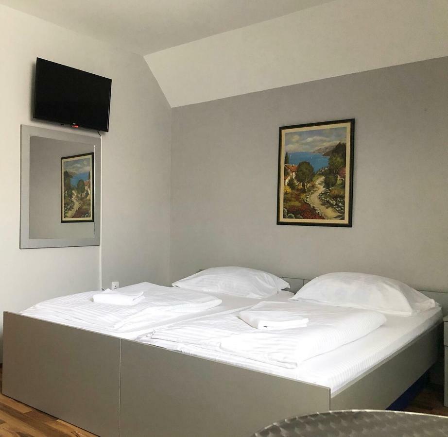 באינה באשטה Guest House Aleksandra מראה חיצוני תמונה